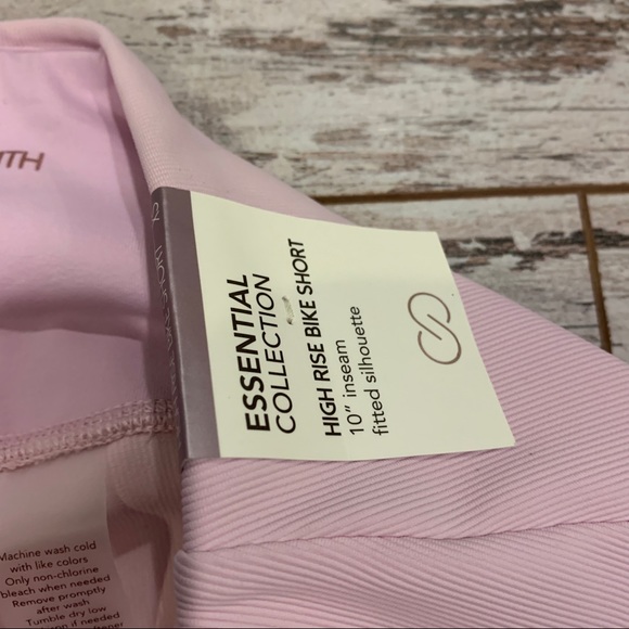 Calia by Carrie Underwood NWT Light Pink Ribbed 10 inch inseam Biker Shorts - Picture 5 of 6